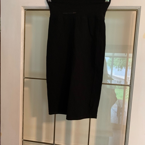 Aritzia Wilfred Black Highwaisted Pencil Skirt - Picture 4 of 4